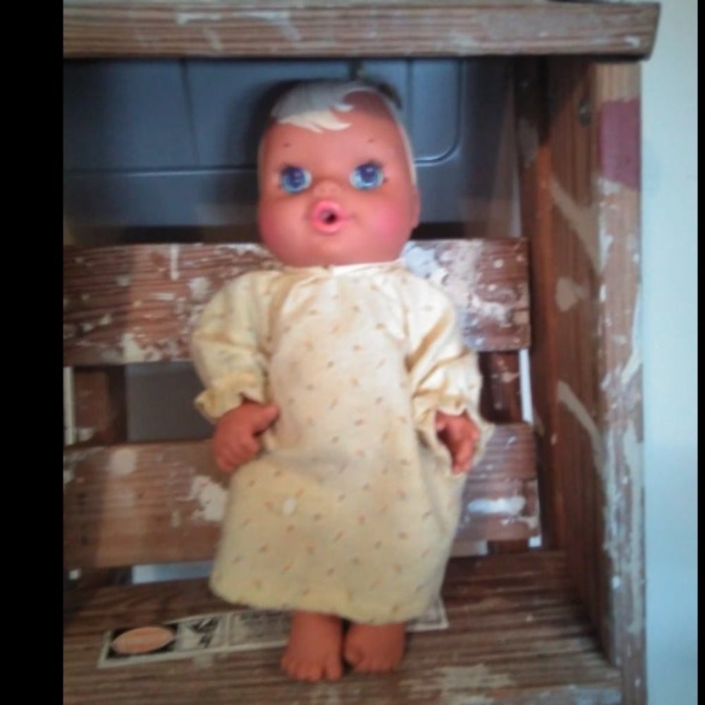 Vintage Baby Alive doll Super cute